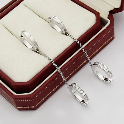 [ELAN LUXE]LOVE 3.0MM HALF DIAMOND EARRINGS