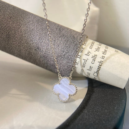 [ELAN LUXE]CLOVER 15MM BLUE CHALCEDONY NECKLACE SILVER
