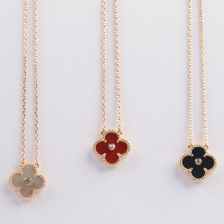 [ELAN LUXE]CLOVER 15MM DIAMOND CARNELIAN NECKLACE