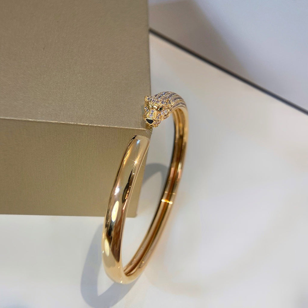 [ELAN LUXE]PANTHERE HALF DIAMOND OPEN BRACELET