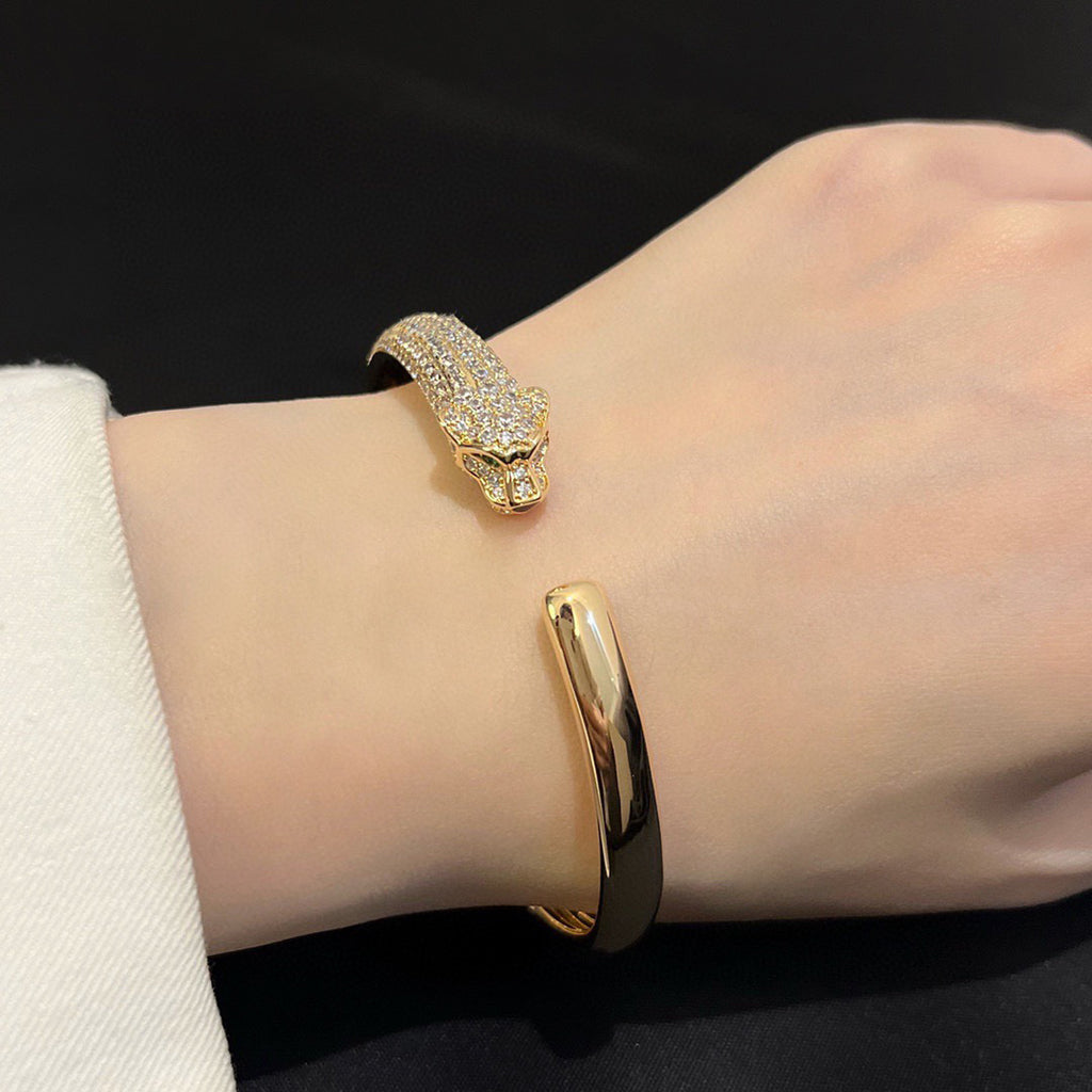 [ELAN LUXE]PANTHERE HALF DIAMOND OPEN BRACELET