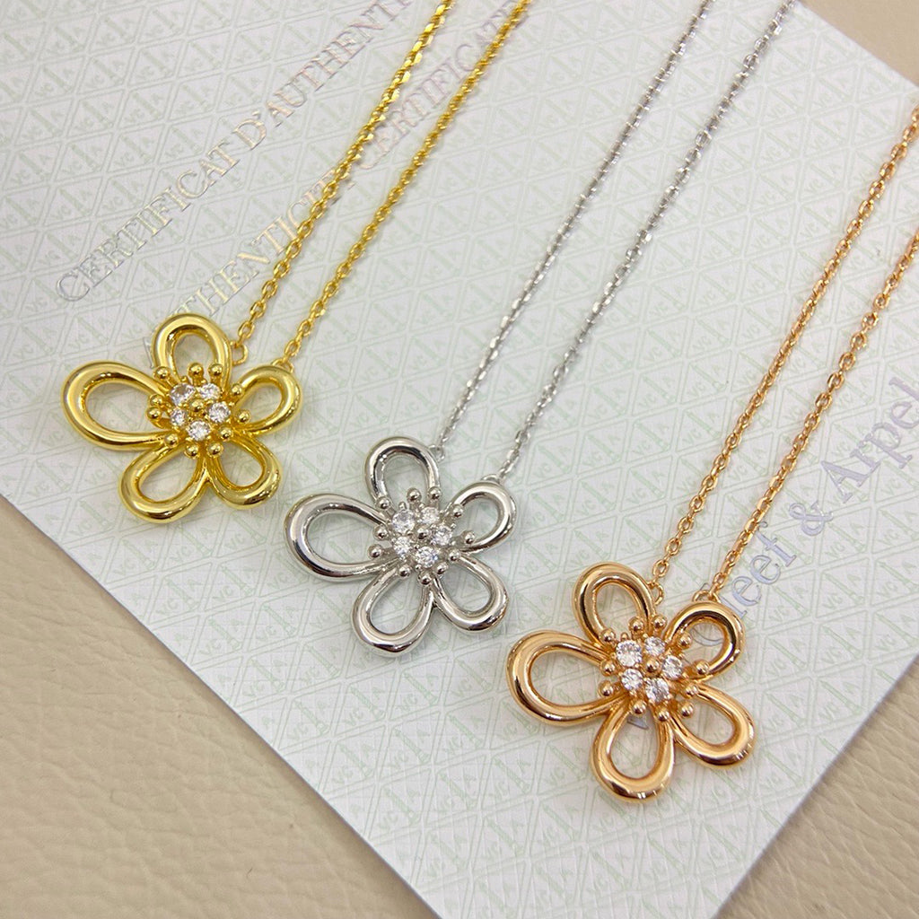 [ELAN LUXE]FLOWERLACE NECKLACE 5 DIAMONDS
