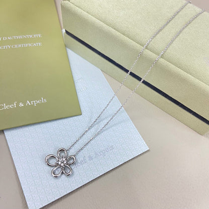 [ELAN LUXE]FLOWERLACE NECKLACE 5 DIAMONDS