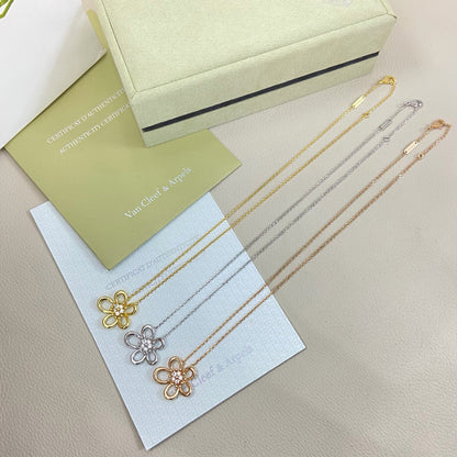 [ELAN LUXE]FLOWERLACE NECKLACE 5 DIAMONDS