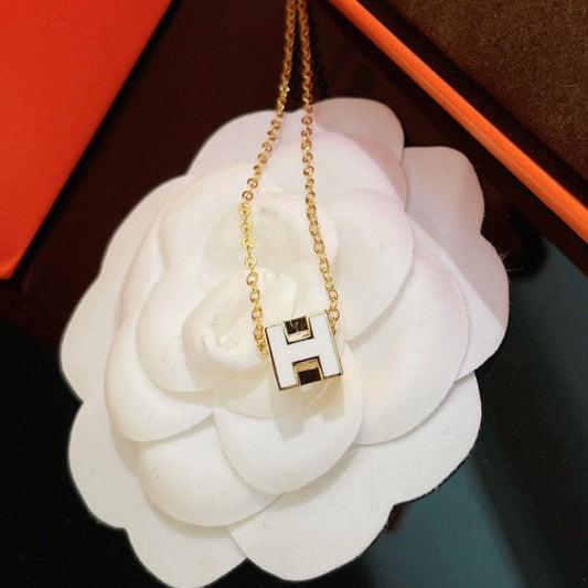 [ELAN LUXE]H WHITE SQUARE GOLD NECKLACE
