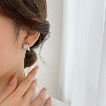 [ELAN LUXE]ZERO 1 DIAMOND PAVED EARRINGS