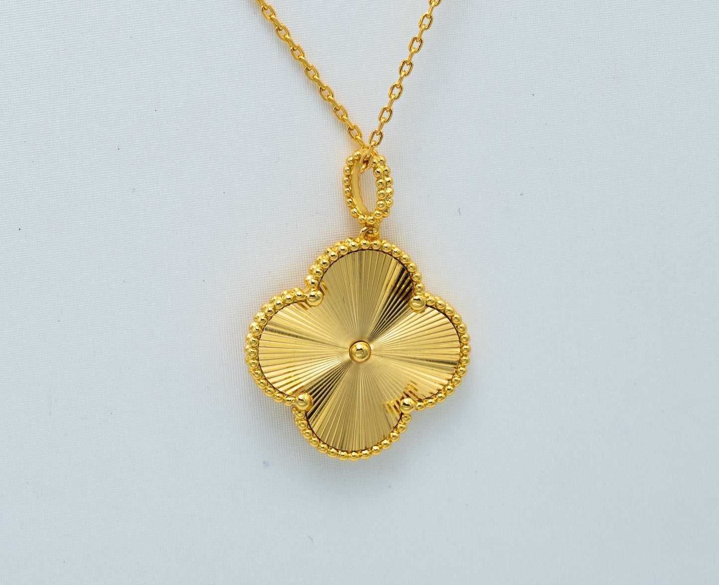 [ELAN LUXE]CLOVER 25MM PEDANT NECKLACE GOLD