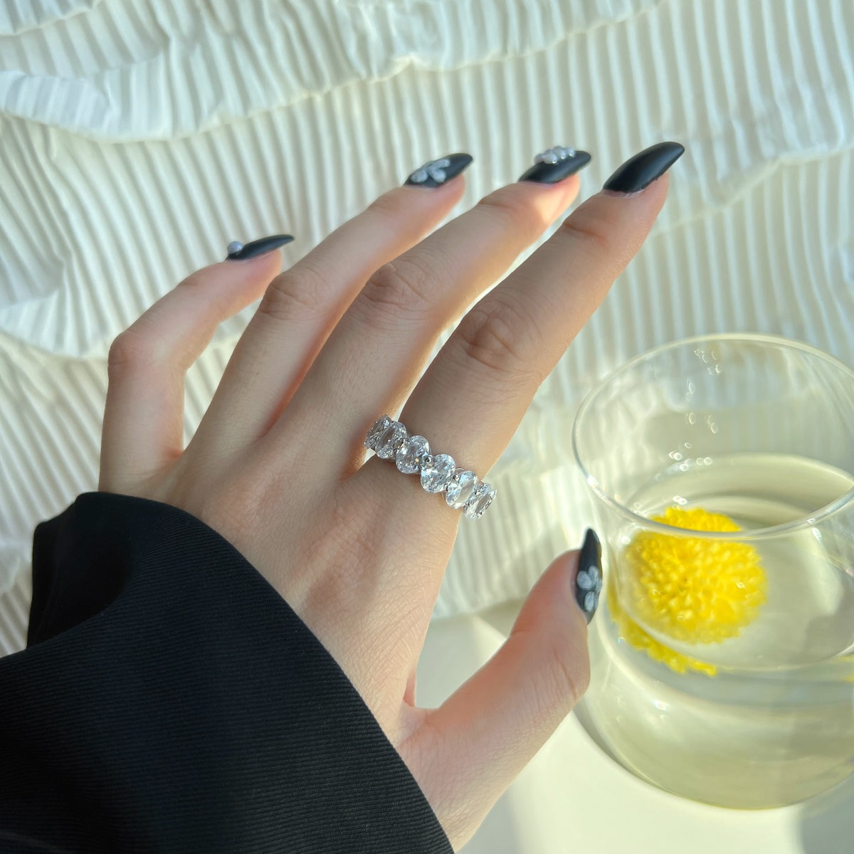 [ELAN LUXE]Dainty Elongated Cushion Cut Tennis Ring