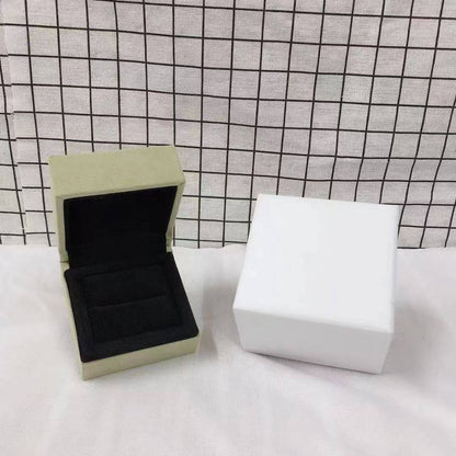[ELAN LUXE] VA CLOVER BOX GIFT BAG