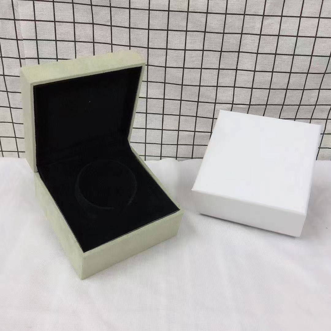 [ELAN LUXE] VA CLOVER BOX GIFT BAG