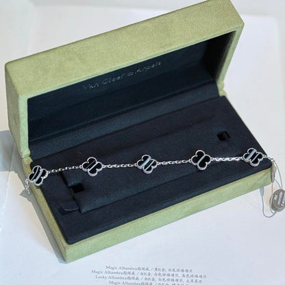 [ELAN LUXE]CLOVER 5 MOTIF VEINED ONYX BRACELET SILVER