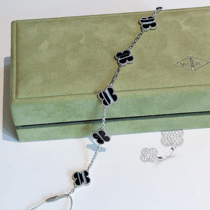 [ELAN LUXE]CLOVER 5 MOTIF VEINED ONYX BRACELET SILVER
