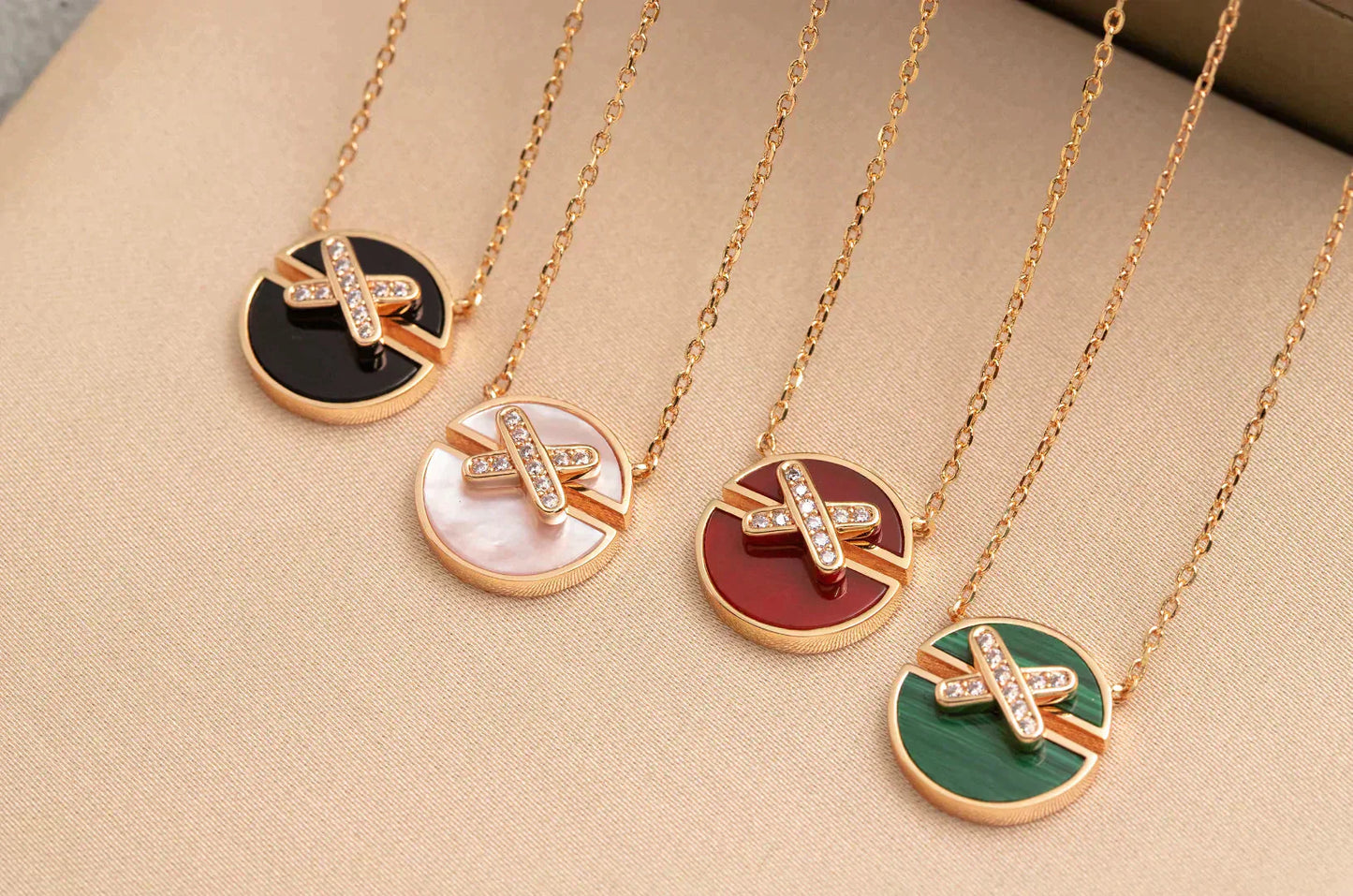 [ELAN LUXE]JEUX DE ROSE GOLD DIAMOND NECKLACE