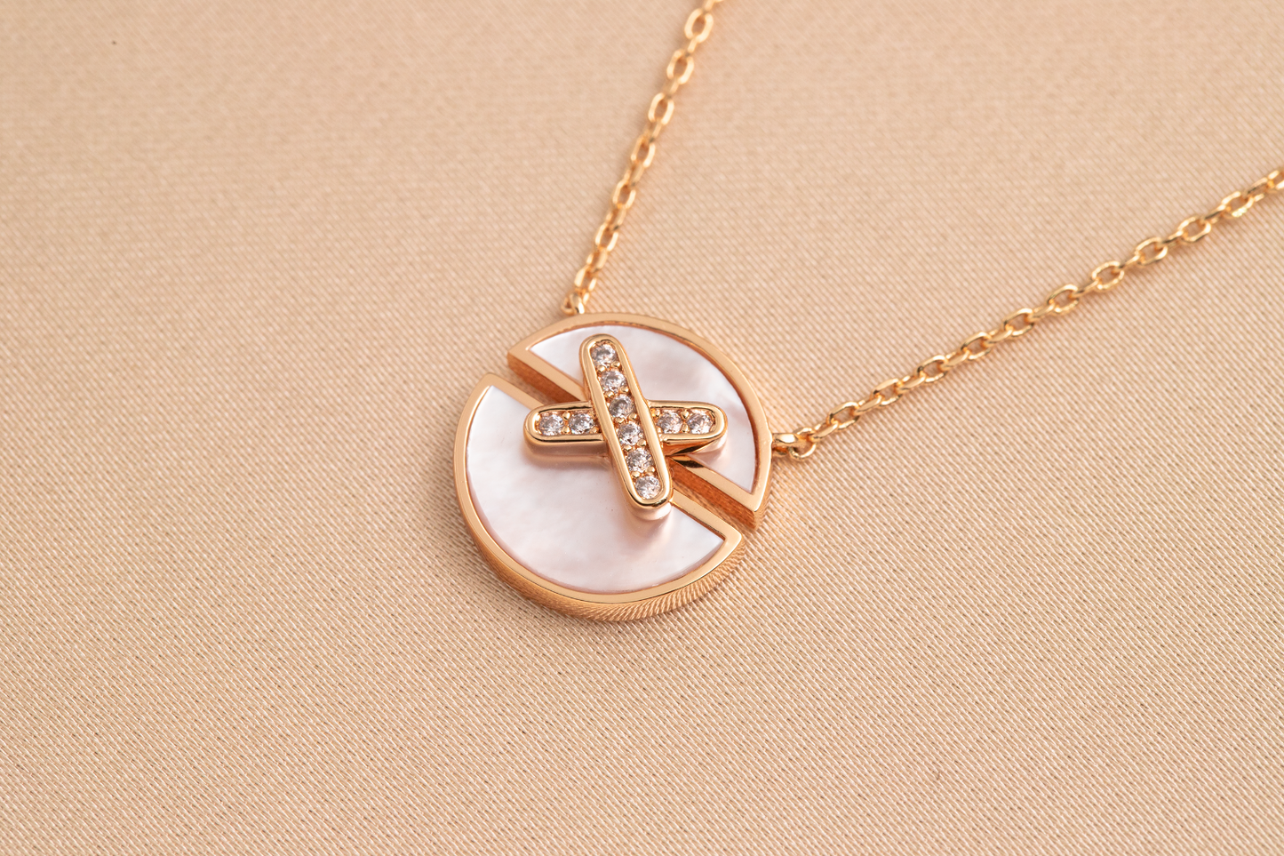 [ELAN LUXE]JEUX DE PINK GOLD DIAMOND NECKLACE