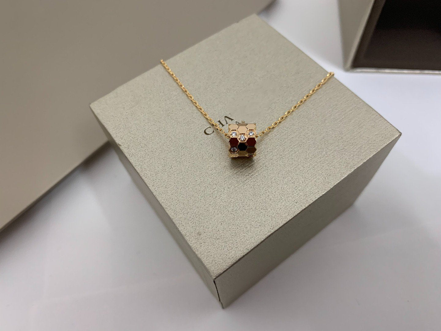 [ELAN LUXE]BEE LOVE DIAMOND NECKLACE