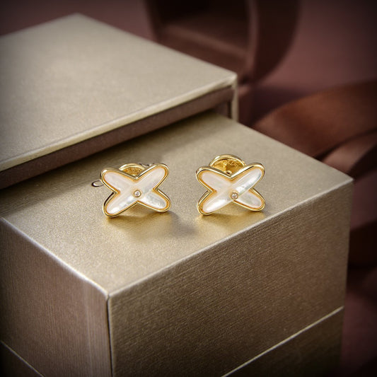 [ELAN LUXE]JEUX DE WHITE MOP GOLD DIAMOND EARRINGS