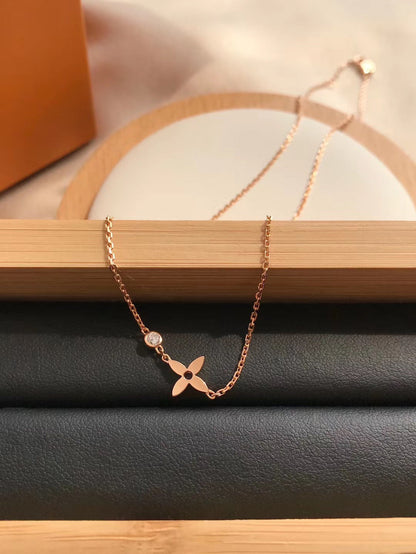 [ELAN LUXE]BLOSSOM PENDANT PINK GOLD AND DIAMOND