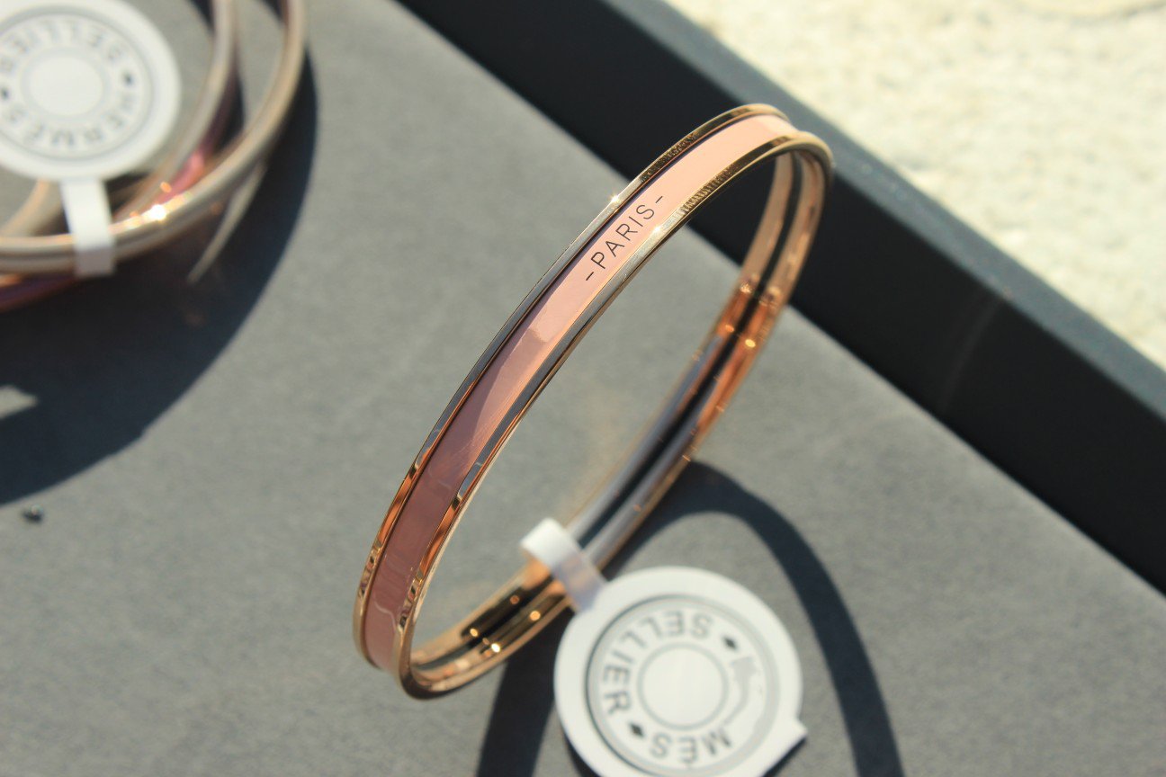 [ELAN LUXE]HM UNI BANGLE BAG