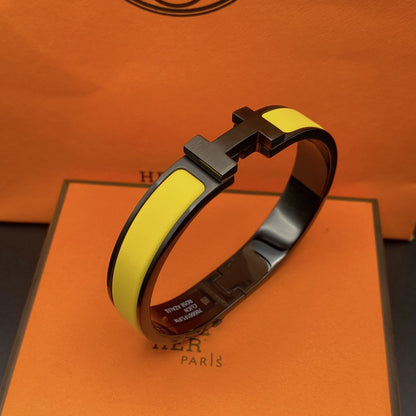 [ELAN LUXE]CLIC HM SO BLACK YELLOW BRACELET