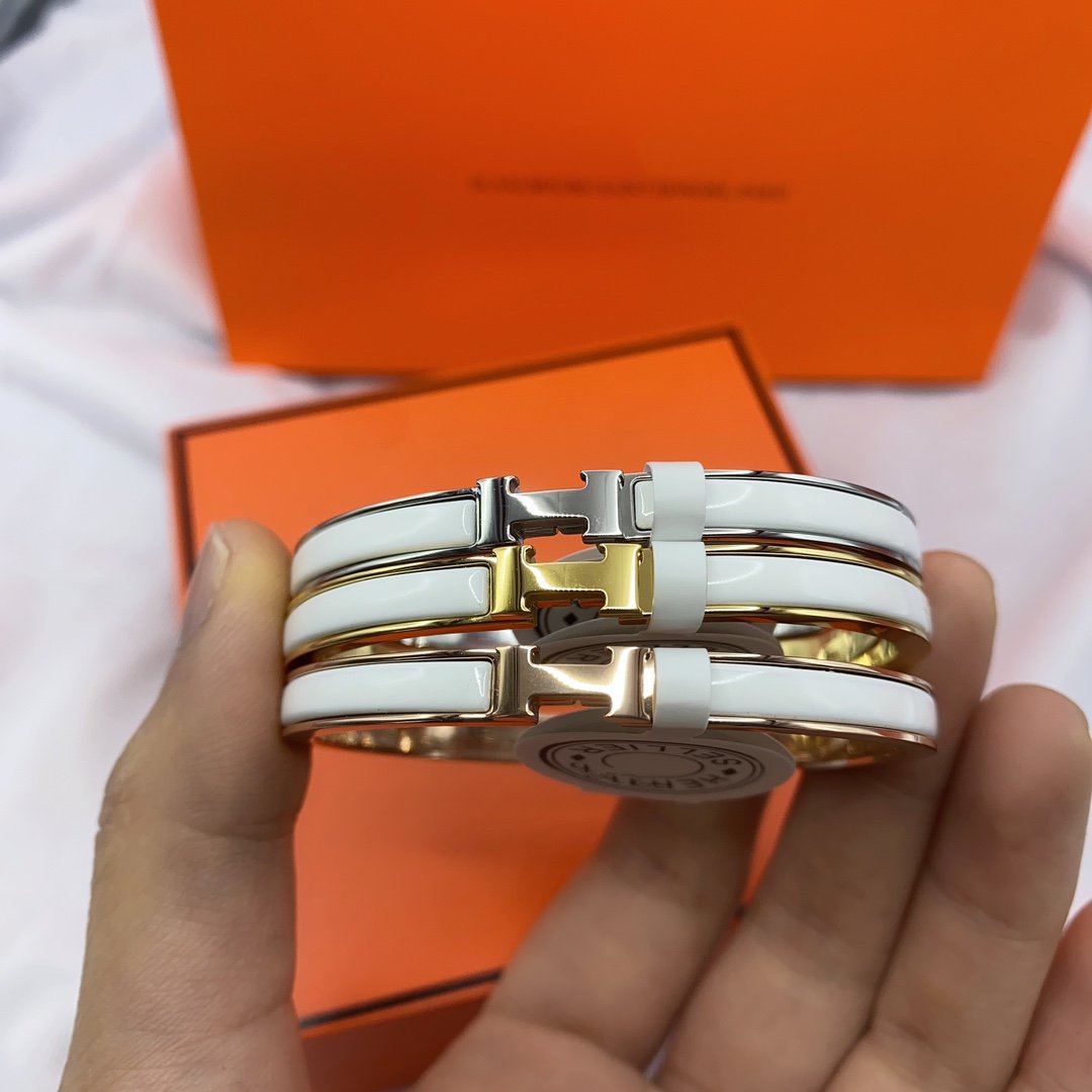 [ELAN LUXE]CLASSIC HM CLIC WHITE 8MM ENAMEL BRACELET
