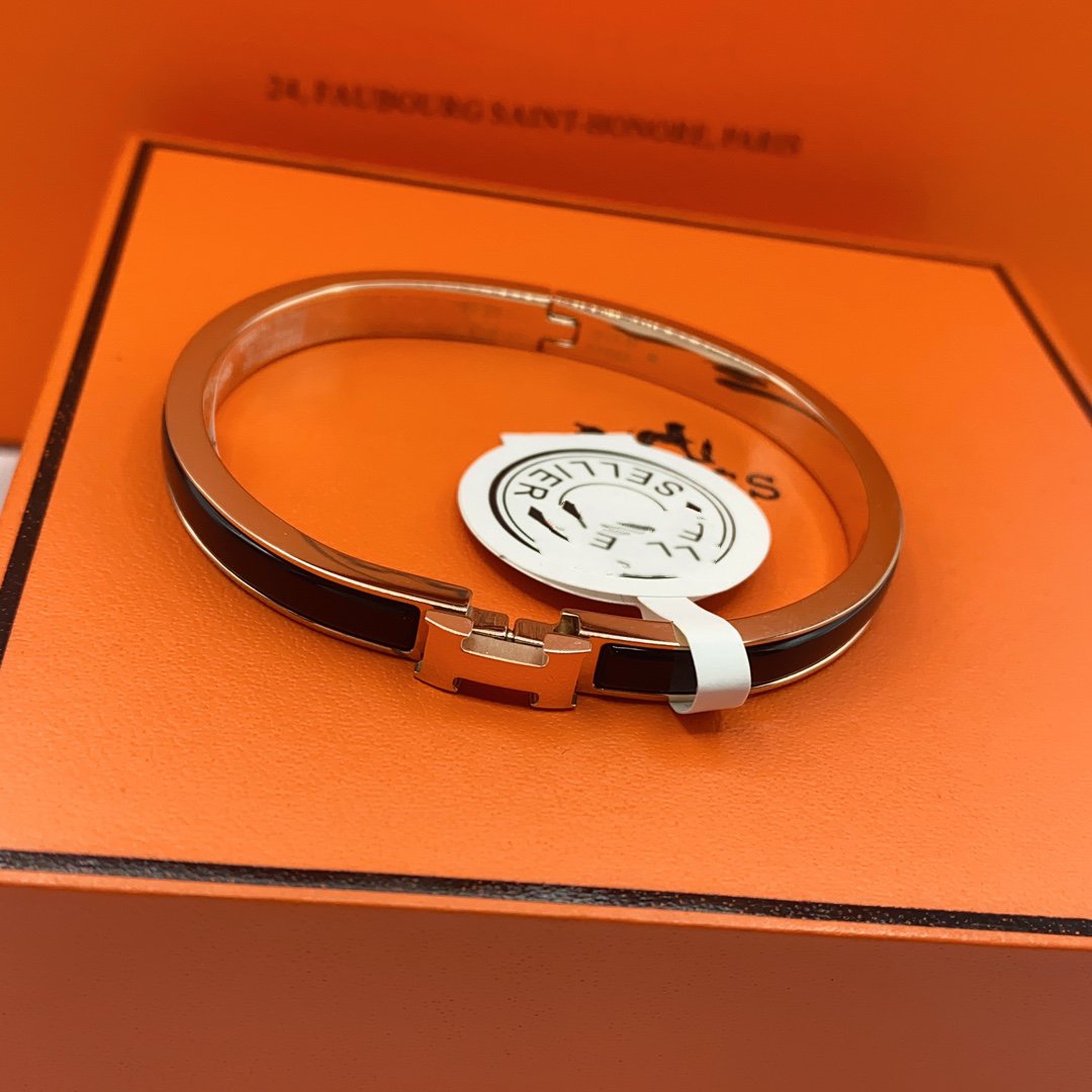 [ELAN LUXE]CLASSIC HM CLIC BLACK 8MM ENAMEL BRACELET