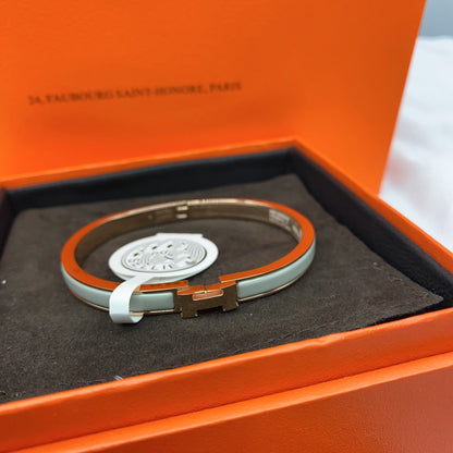 [ELAN LUXE]CLASSIC HM CLIC GREEN 8MM ENAMEL BRACELET
