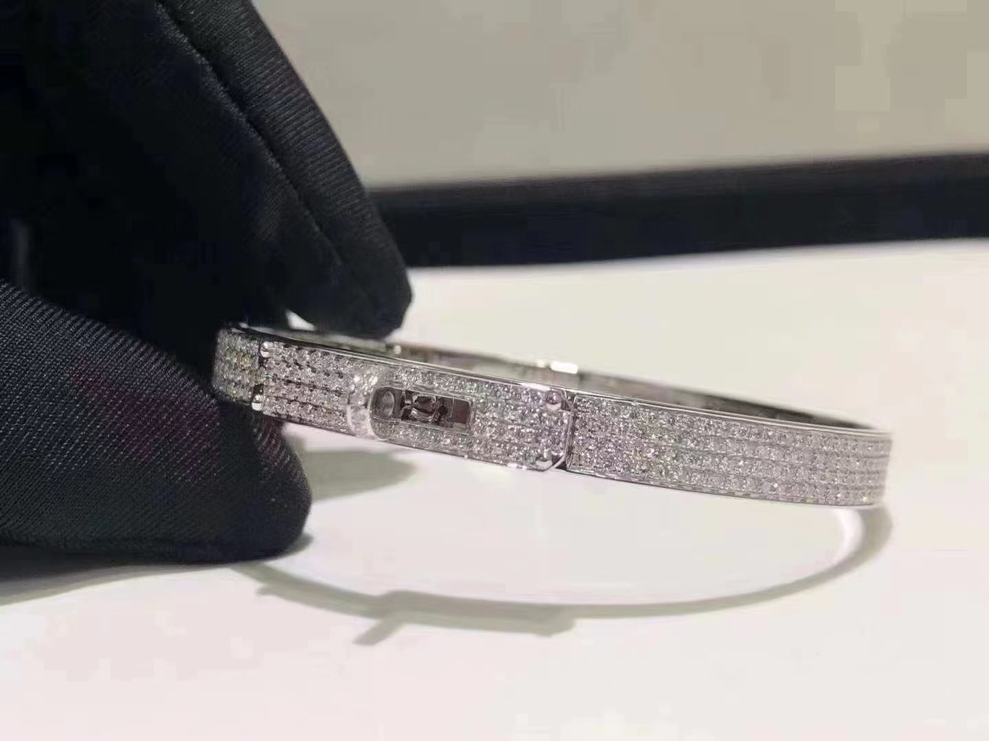 [ELAN LUXE]HM KELLY BRACELET IN SILVER AND FULL PAVE DIAMOND