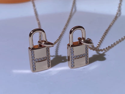 [ELAN LUXE]HM ADVANCED NICHE LOCK HEAD NECKLACE DIAMONDS