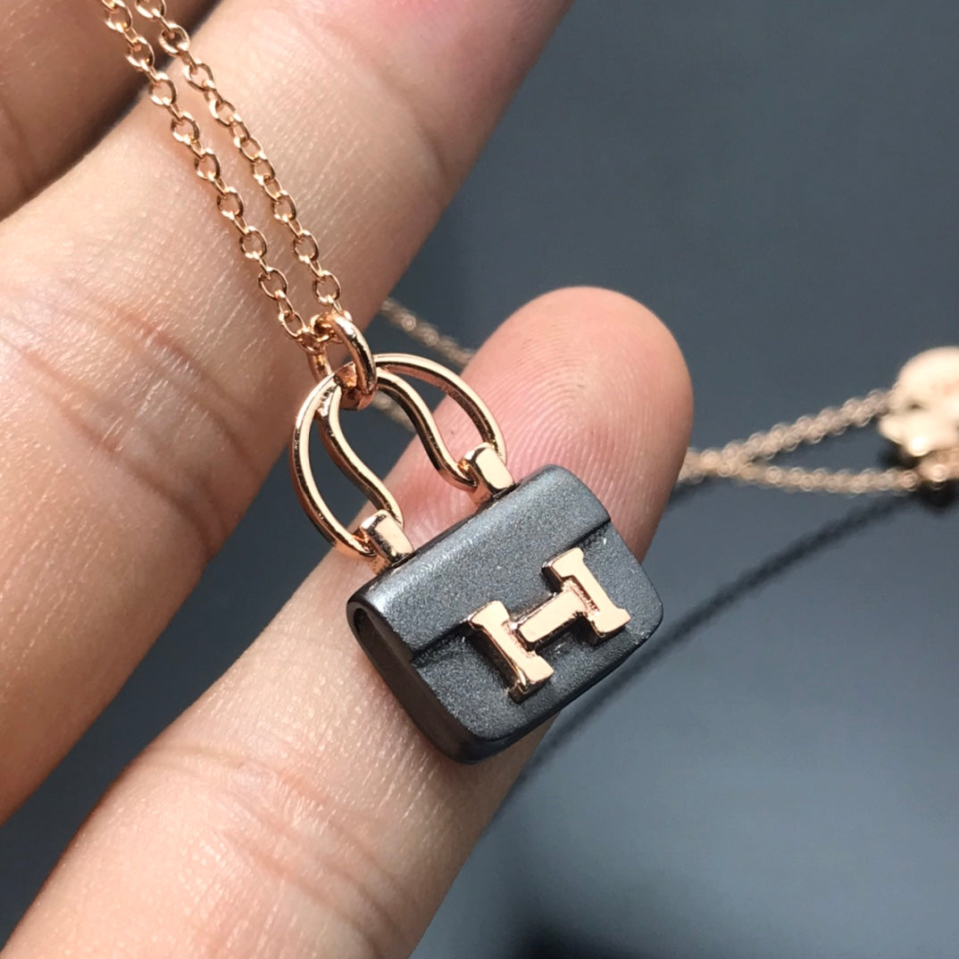 [ELAN LUXE]WOMEN'S HM AMULETTES CONSTANCE PENDANT NECKLACE