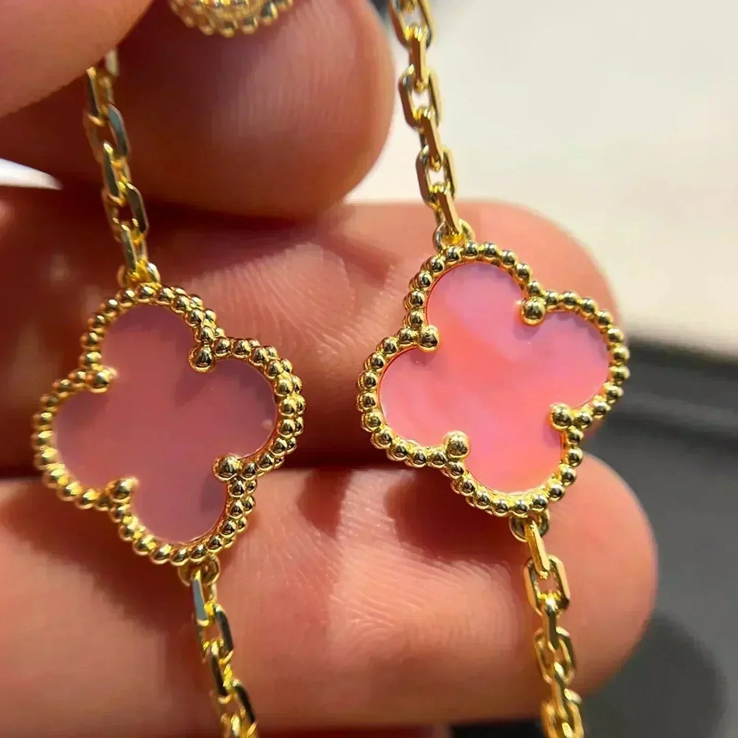 [ELAN LUXE]CLOVER 5 PINK MOP BRACELET
