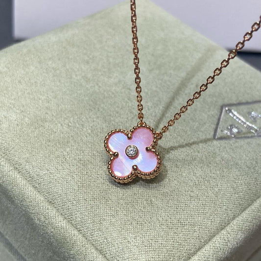 [ELAN LUXE]CLOVER 15MM DIAMOND PINK MOP NECKLACE