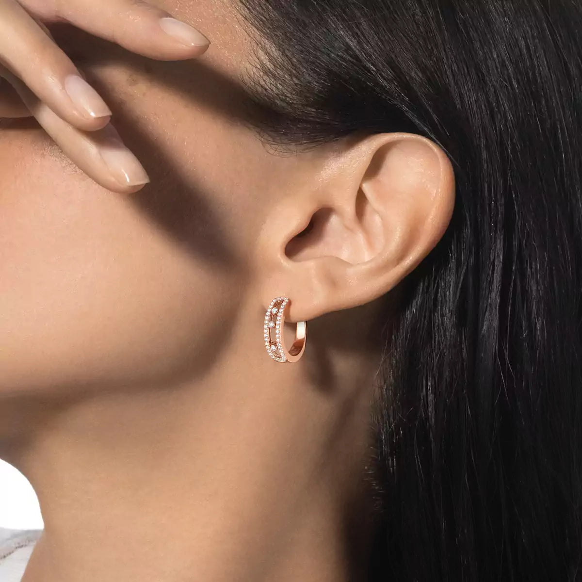 [ELAN LUXE]Diamond Pave_ Hoop Earrings Move