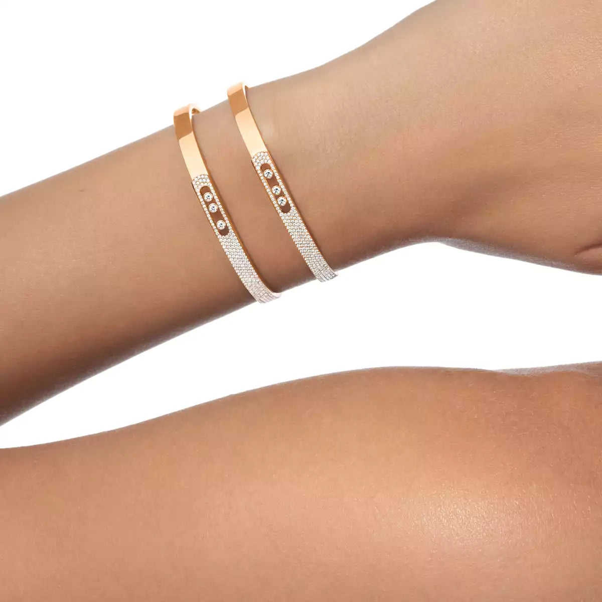 [ELAN LUXE]Move Noa Rose Gold Pav Diamond Bangle Bracelet