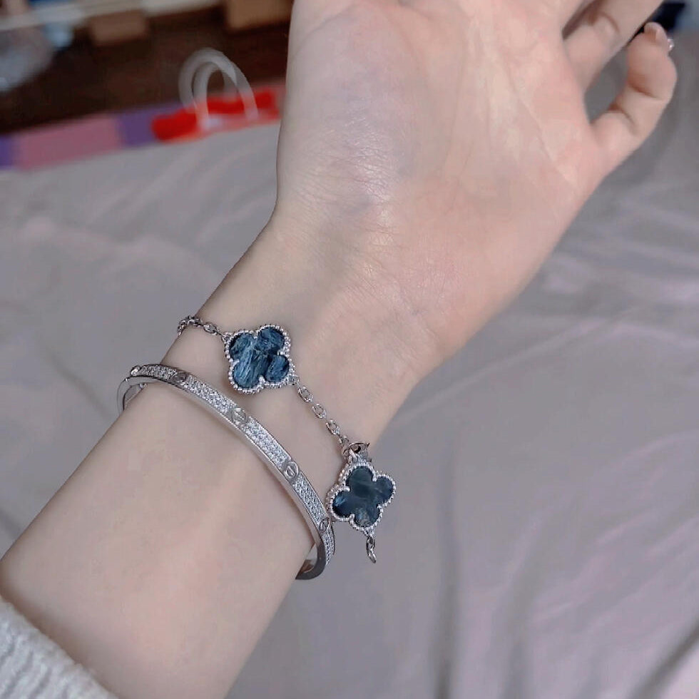 [ELAN LUXE]CLOVER 5 MOTIF PIETERSITE SILVER BRACELET