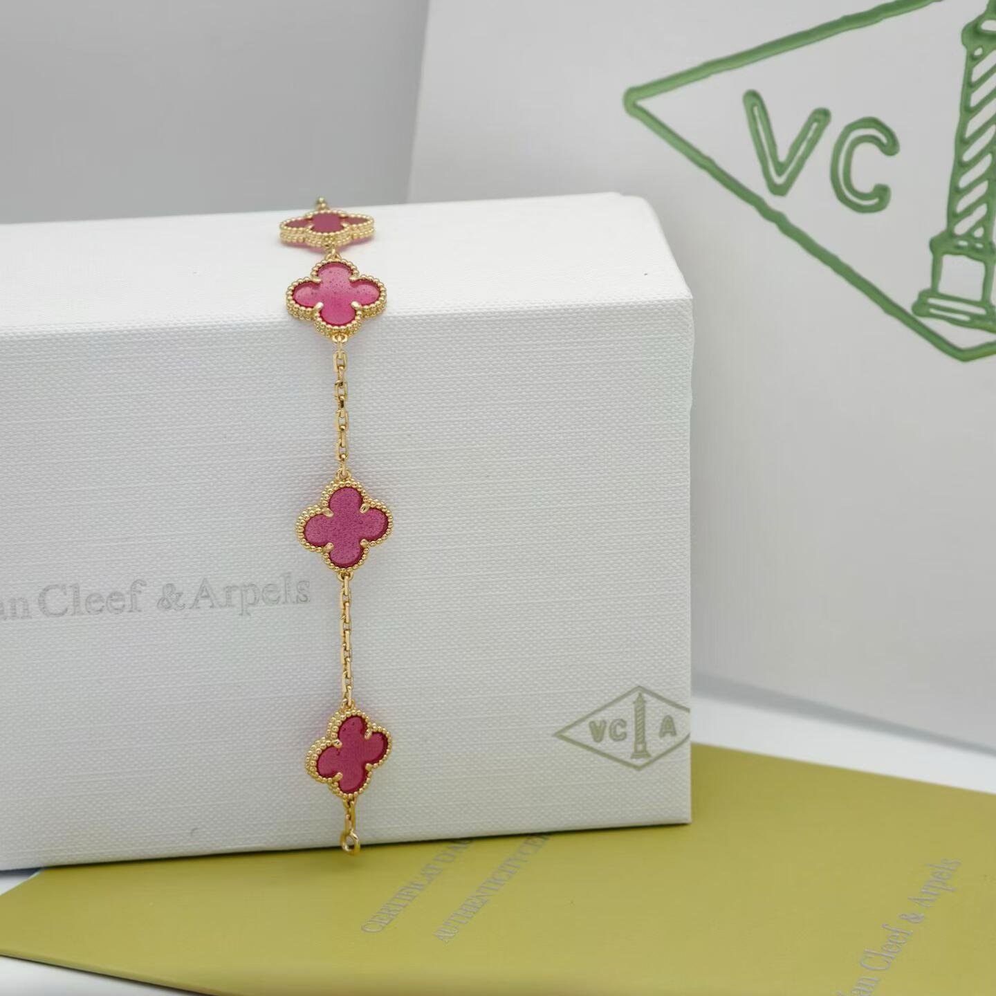 [ELAN LUXE]CLOVER 5 MOTIFS PINK ENAMEL BRACELET
