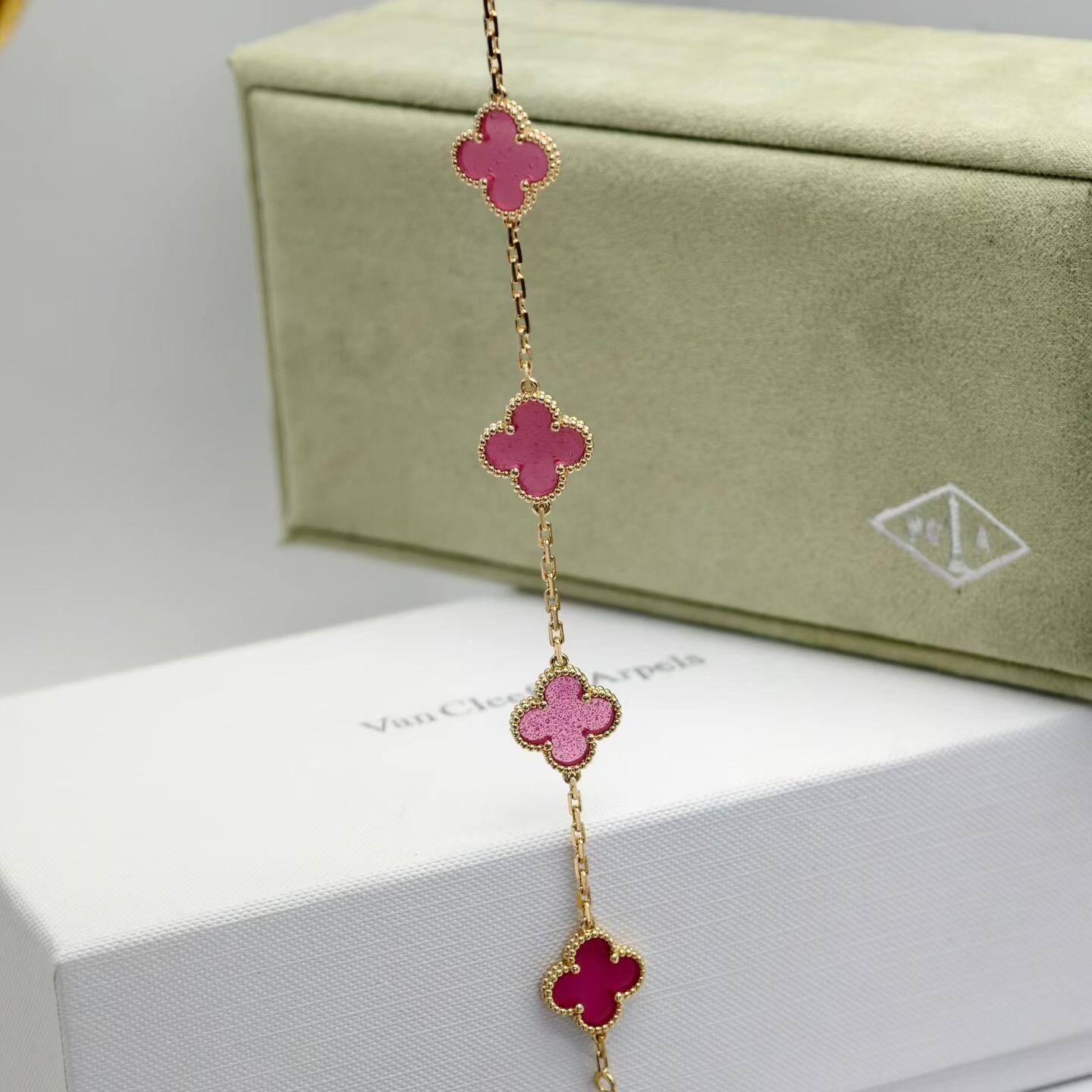 [ELAN LUXE]CLOVER 5 MOTIFS PINK ENAMEL BRACELET