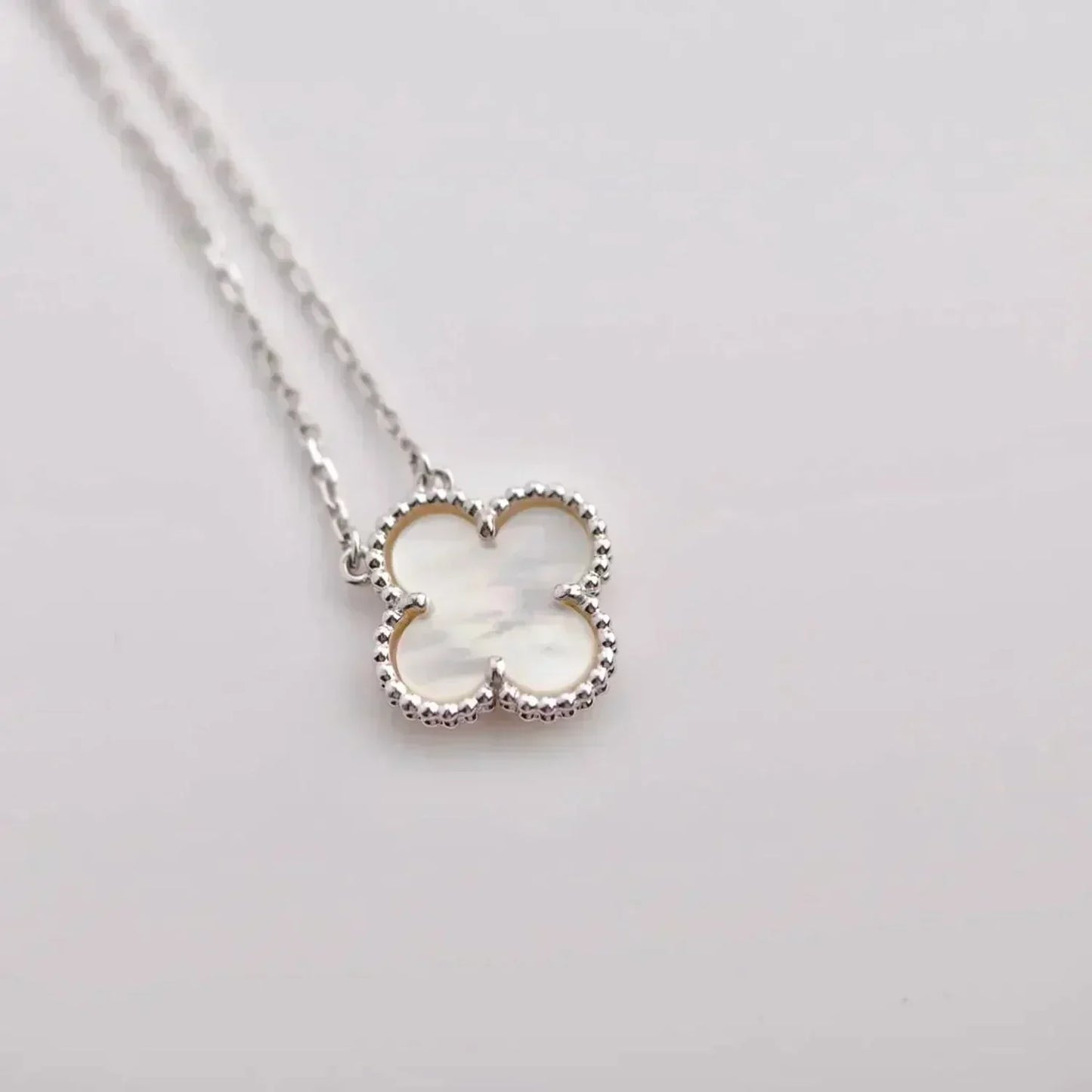 [ELAN LUXE]CLOVER  15MM WHITE MOTHER-OF-PEARL SILVER