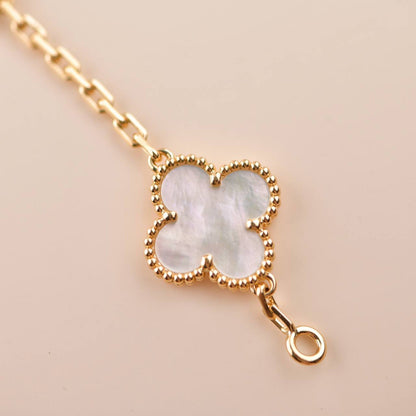 [ELAN LUXE]CLOVER  5 MOTIF WHITE MOP BRACELET