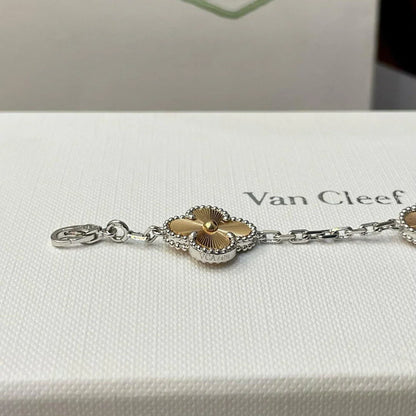 [ELAN LUXE] CLOVER 5 MOTIF LASER BRACELET COLLECTION