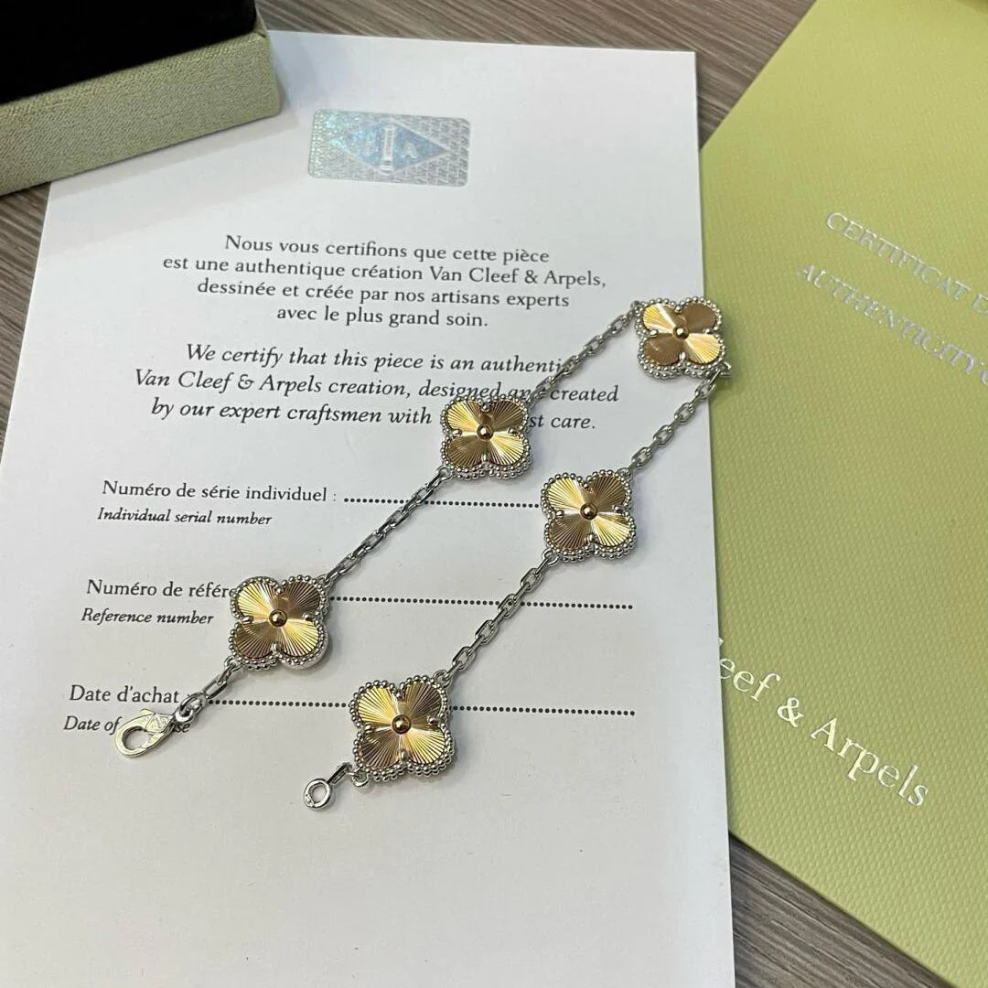 [ELAN LUXE] CLOVER 5 MOTIF LASER BRACELET COLLECTION