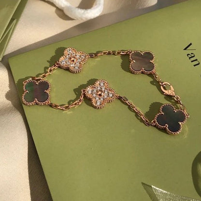 [ELAN LUXE]CLOVER 5 MOTIF GRAY MOP DIAMOND BRACELET