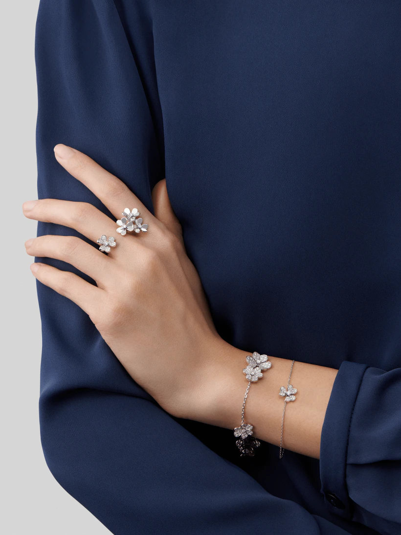 [ELAN LUXE]FRIVOLE SILVER FLOWER DIAMOND BRACELET