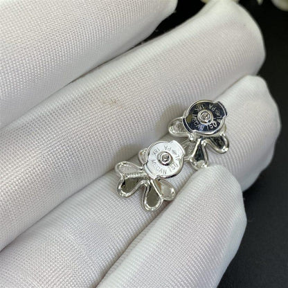 [ELAN LUXE]FRIVOLE MINI SILVER FLOWER EARRINGS