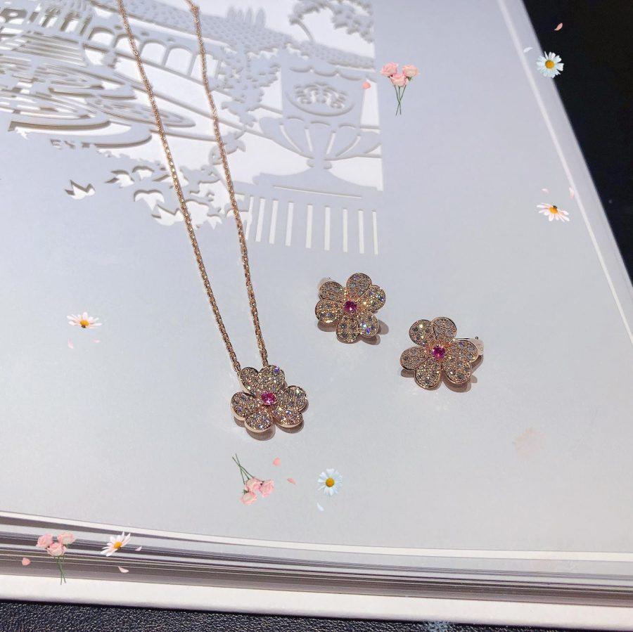 [ELAN LUXE]FRIVOLE ROSE GOLD FLOWER DIAMOND NECKLACE