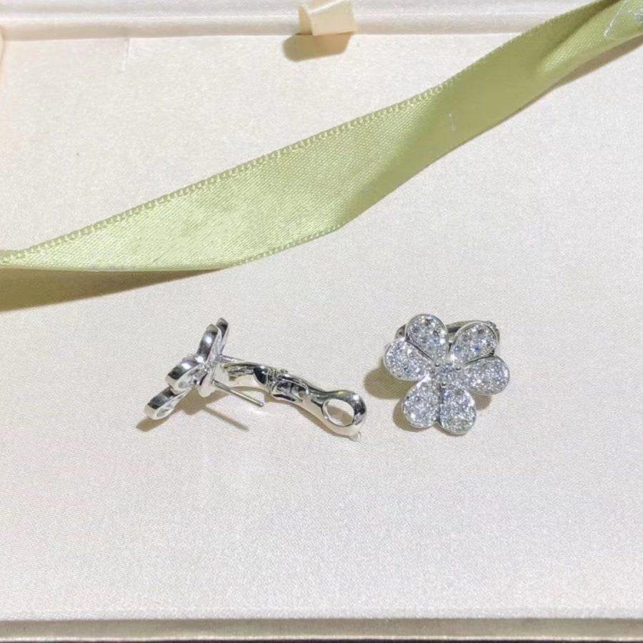 [ELAN LUXE]FRIVOLE SILVER FLOWER DIAMOND EARRINGS