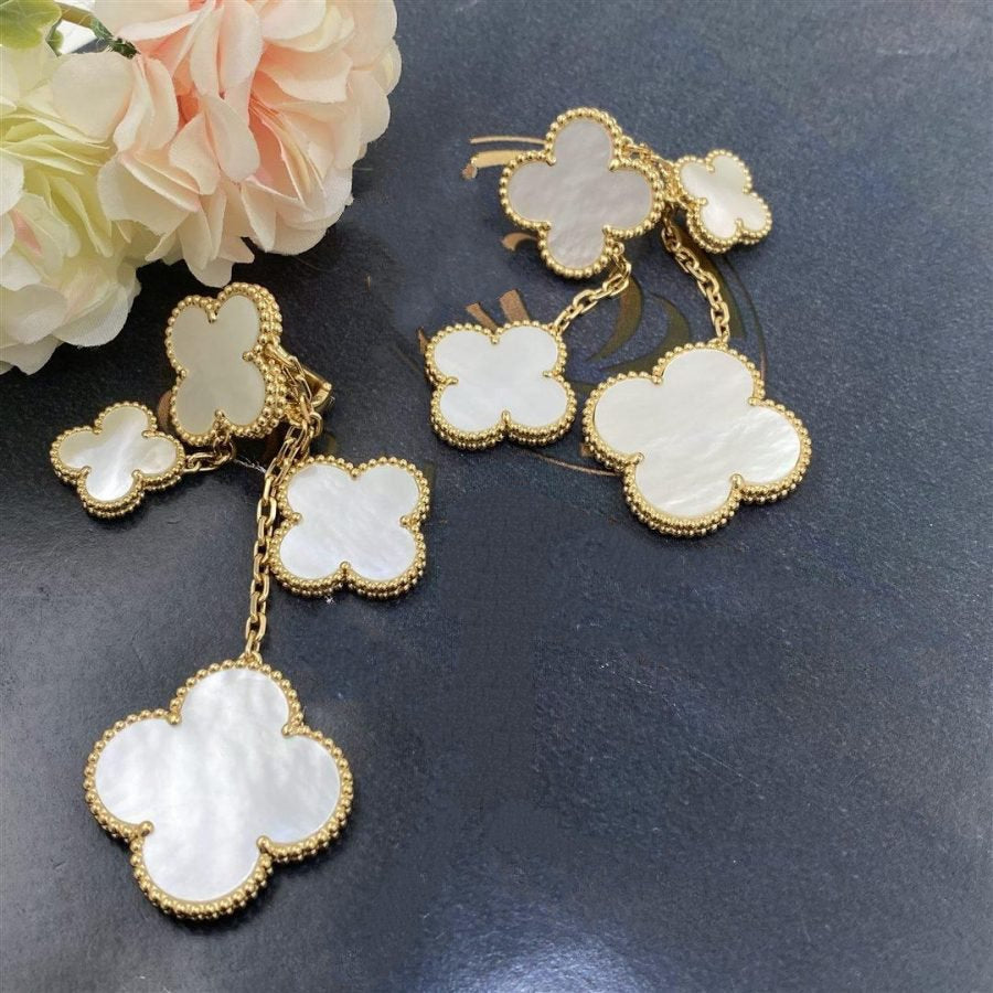 [ELAN LUXE]CLOVER EARRINGS WHITE MOP 4 MOTIFS GOLD