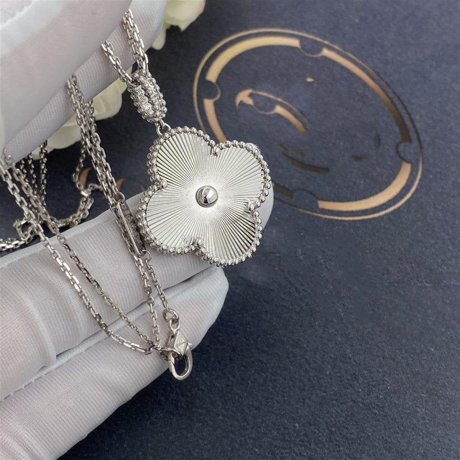 [ELAN LUXE]CLOVER 25MM SILVER BIG CLOVER NECKLACE
