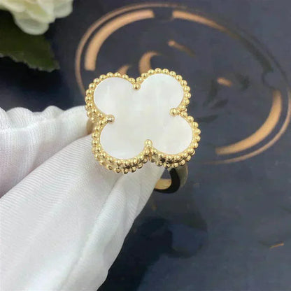 [ELAN LUXE]CLOVER WHITE MOP RING
