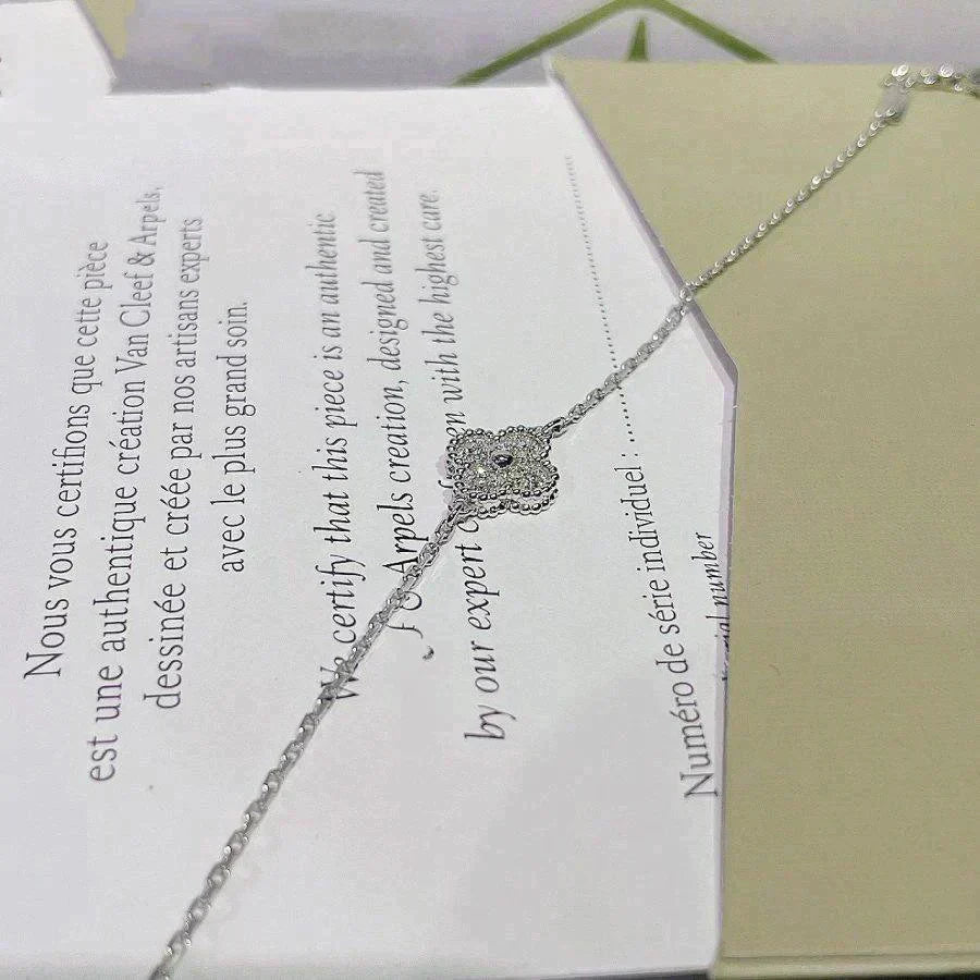 [ELAN LUXE]CLOVER  SINGLE FLOWER BRACELET SILVER