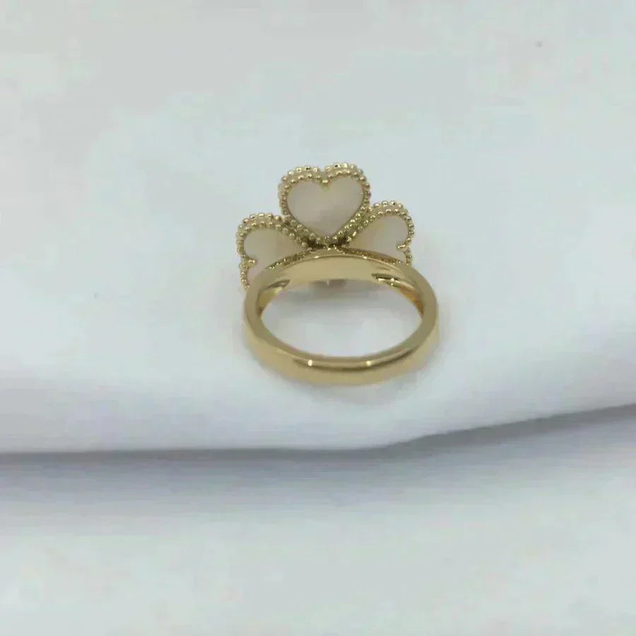 [ELAN LUXE]SWEET CLOVER WHITE MOP RING